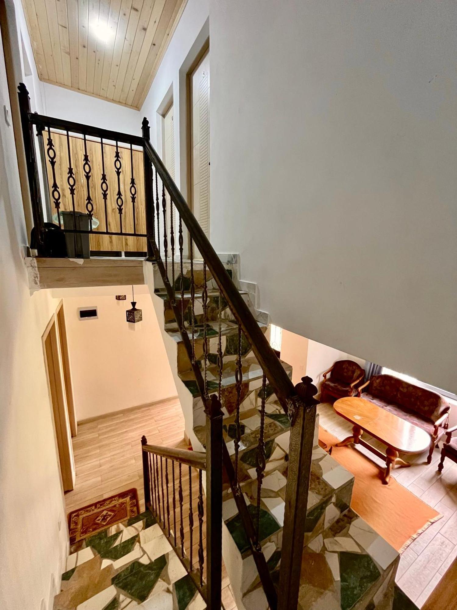 Gamarjoba Guest And Art House Hotel Ushguli Exterior foto