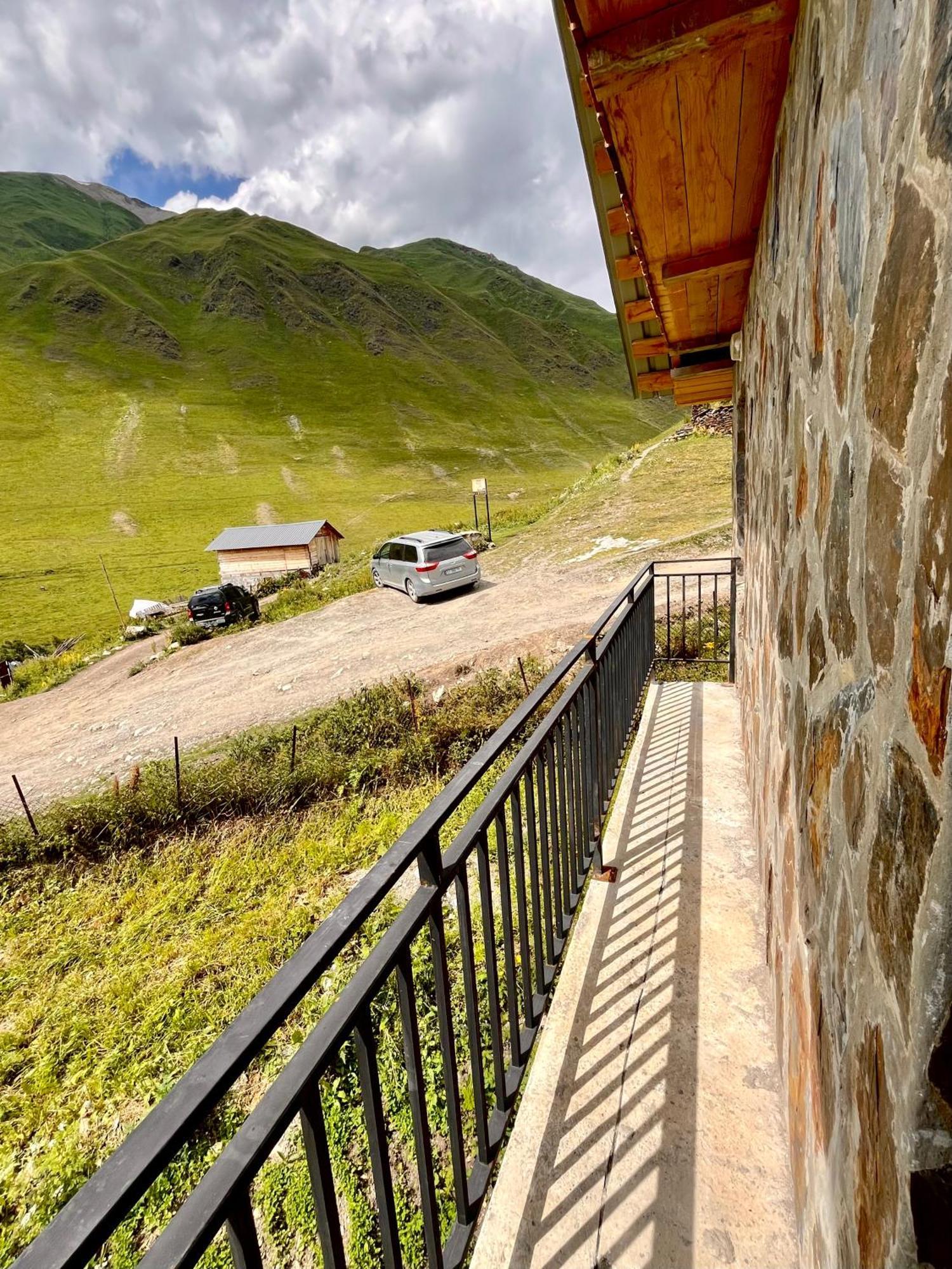 Gamarjoba Guest And Art House Hotel Ushguli Exterior foto